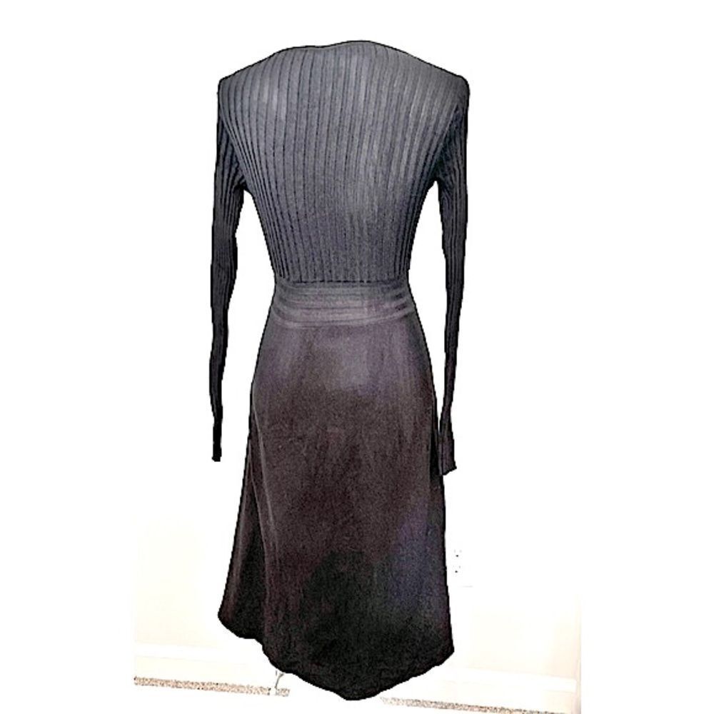 INC International Concepts Women's Black V-Neck Wrap Sweater Midi Dress Size M - Picture 2 of 7
